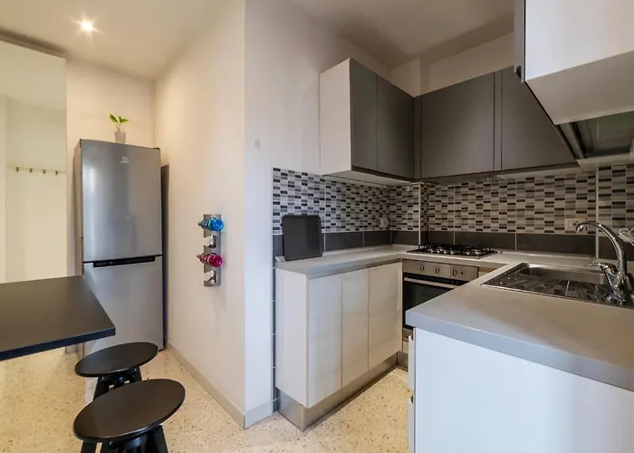 Guesthost - San Lorenzo Neighborhood Lovely Flat Rom